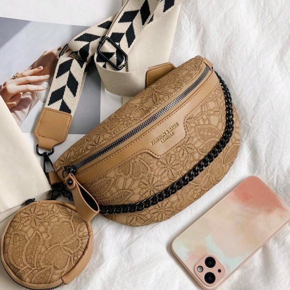 Elegant Tan Lace Crossbody Bag with Chain Accent - Picture 3 of 5